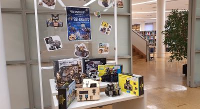 Nueva colección de robots en la Biblioteca Politécnica